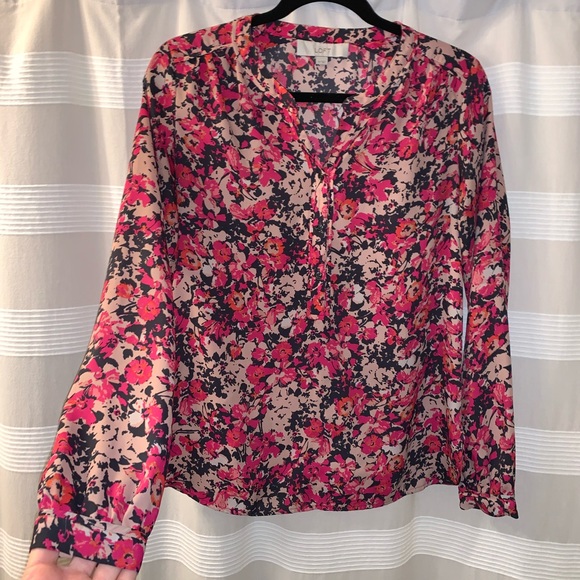 LOFT Tops - Ann Taylor loft shirt!